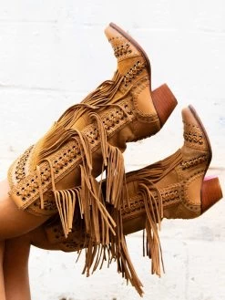 All Around The Fringe — Cowgirl Boots With Fringe In Tan Leather -Southern Fried Chics 158A8949